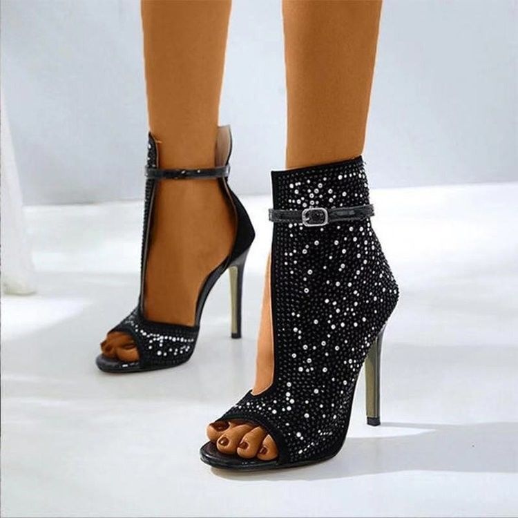 Stile donne Stiletto Calzature a tacco con colore nero bianco marrone