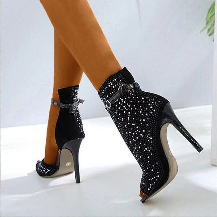 Stile donne Stiletto Calzature a tacco con colore nero bianco marrone