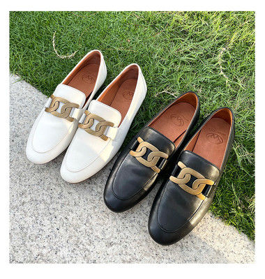 Calzature Loafer classiche personalizzate con tipologia di chiusura a gomma rotonda